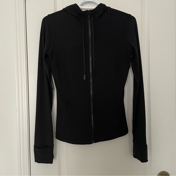 Lululemon Hooded Define Jacket *Nulu, size 6 - Picture 4 of 7